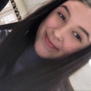 Meet your Posher, Alexis